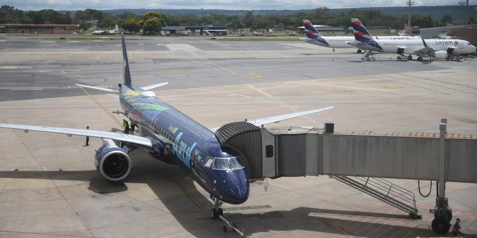 CMN regulamenta linha emergencial para auxílio a companhias aéreas aeroporto internacional de brasilia1912223003