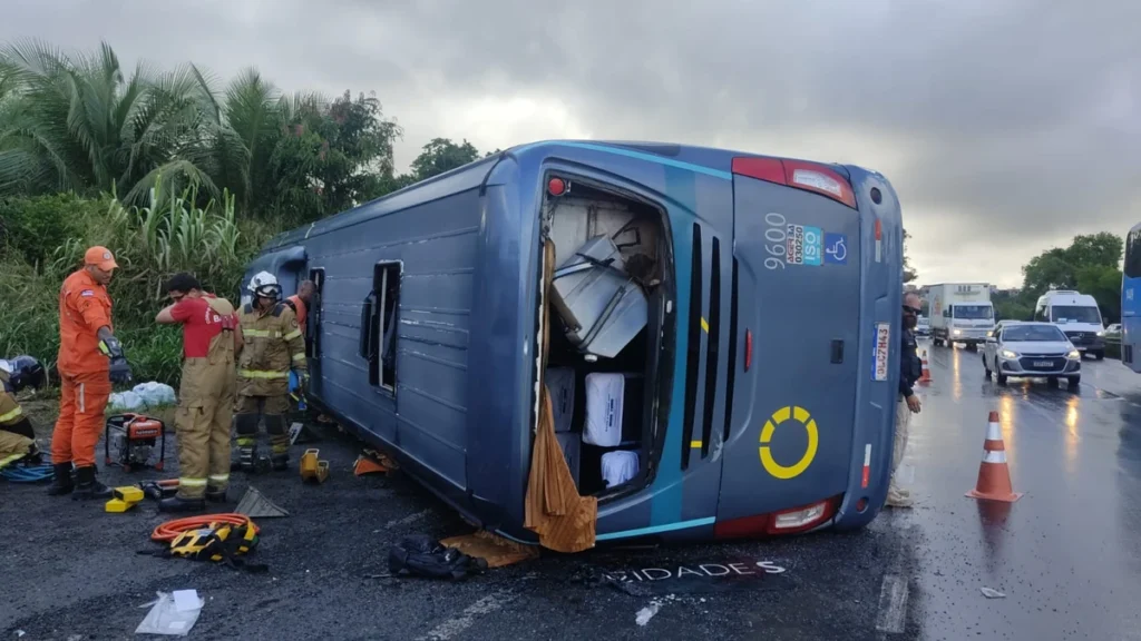 onibus tomba na br 324 e deixa um morto 3260898 article