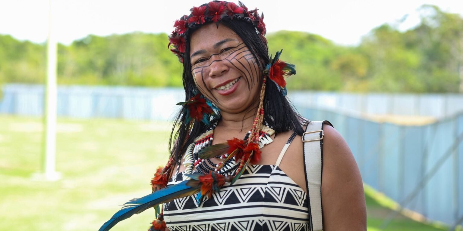 Música e dança Tupinikim marcam início de evento nacional de cultura toms0066