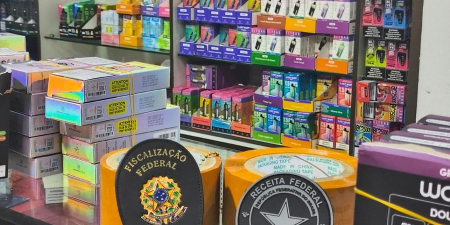 Anvisa e Receita Federal apreendem 25 mil cigarros eletrônico 1d2e682d 44d0 43df ab6b 9c3a169e0494