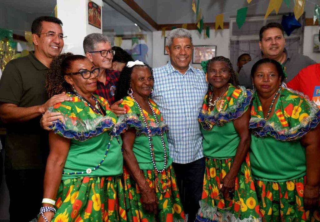 Jerônimo Rodrigues visita Senhor do Bonfim e Jaguarari durante festejos de São João Fotos Thuane MariaGOVBA 3 2 Easy Resize.com