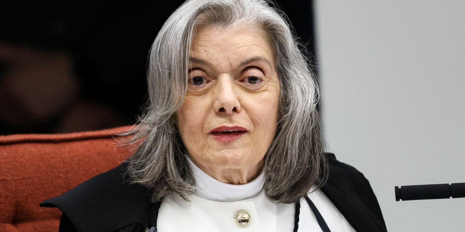 Cármen Lúcia: Judiciário deve buscar credibilidade, não popularidade julgamento trama golpista mc abr 11092025 14