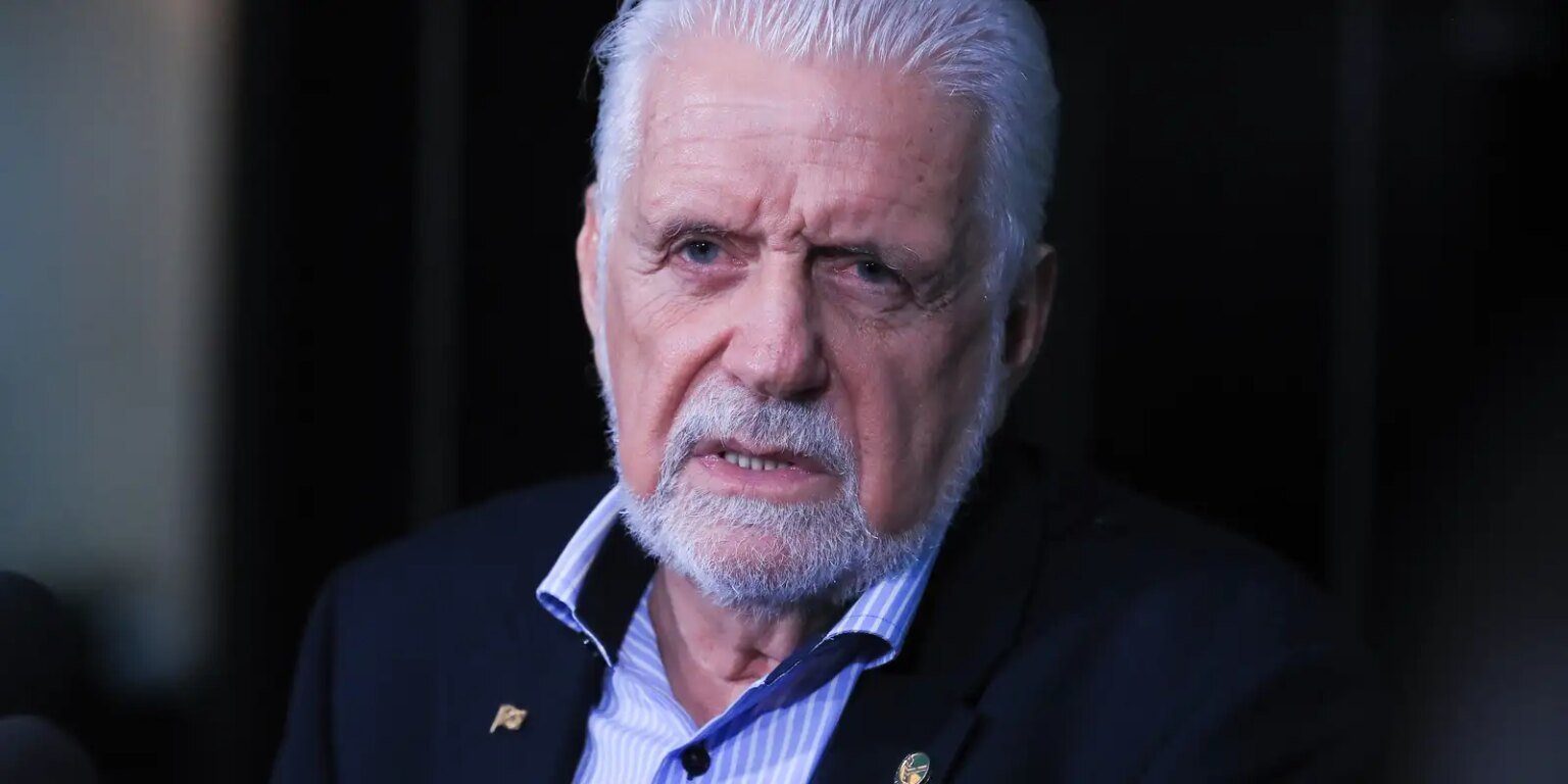 Defesa de Jaques Wagner pede ao STF anulação de buscas da PF lula8990 9