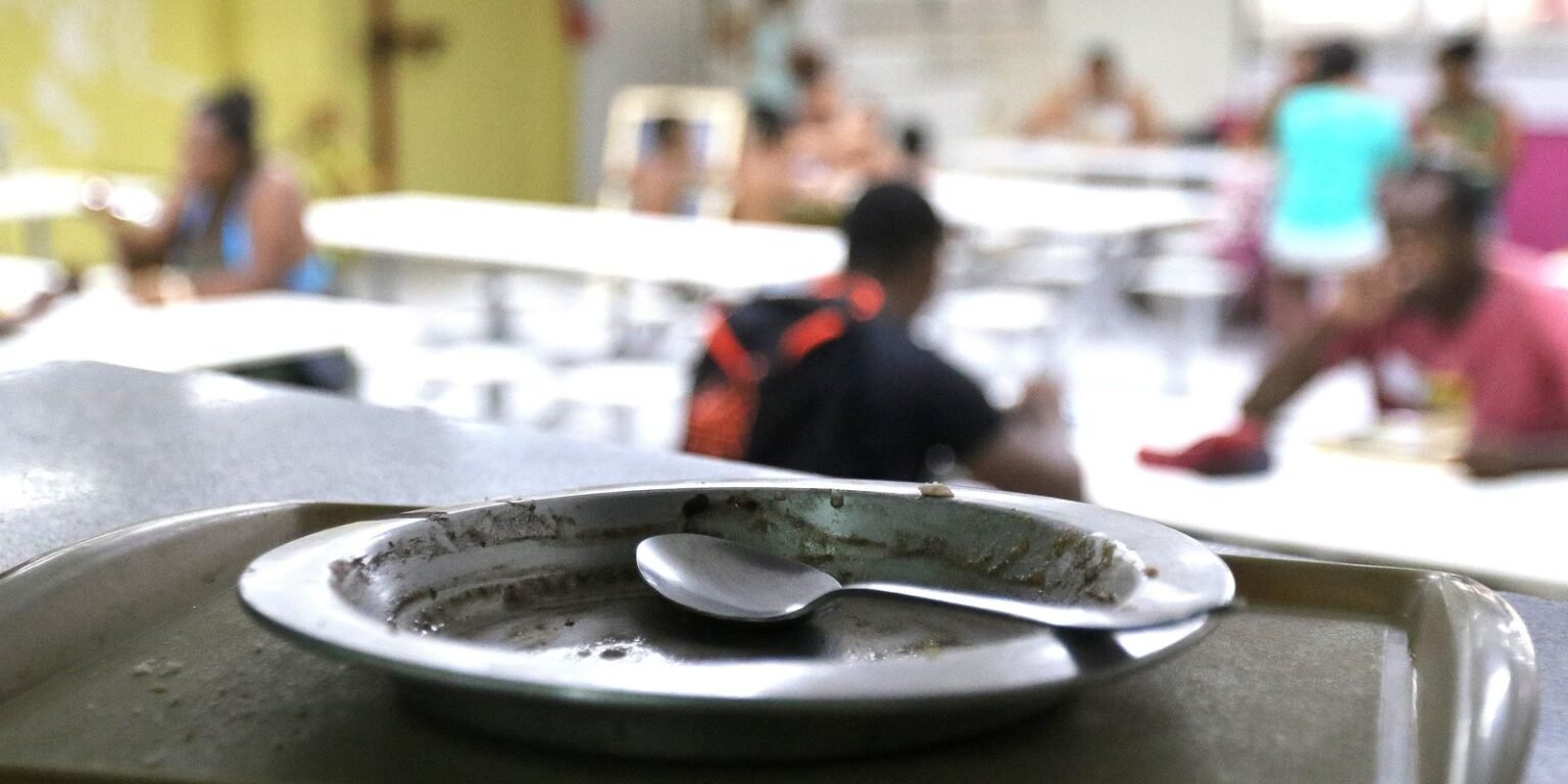 BID anuncia US$ 5,8 bi para a Aliança Global contra a Fome e a Pobreza prato de comida.jpg