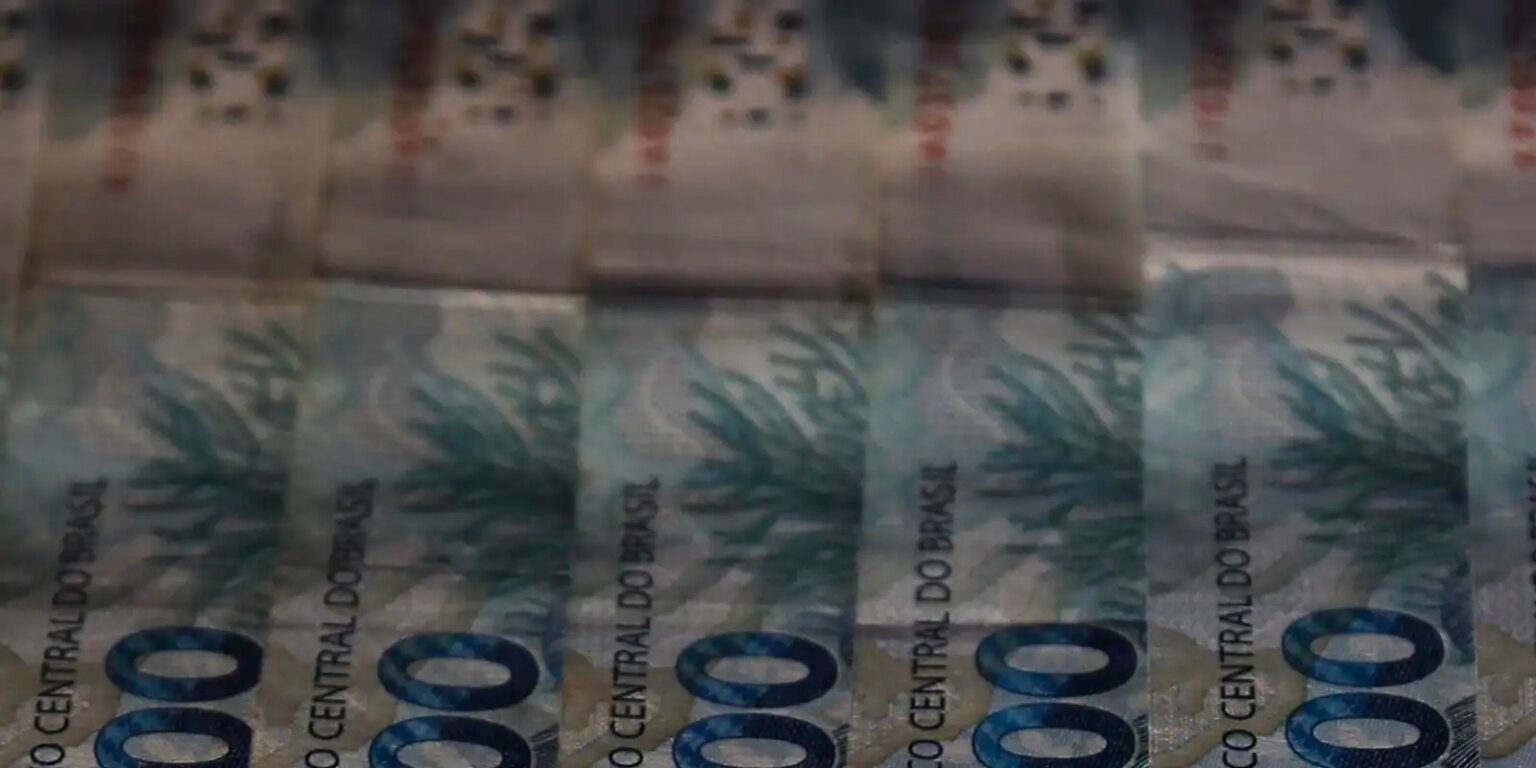 Redução de impostos e equilíbrio fiscal são prioridades, aponta CNI real moedadinheiro jfcrz abr 1701220044 1