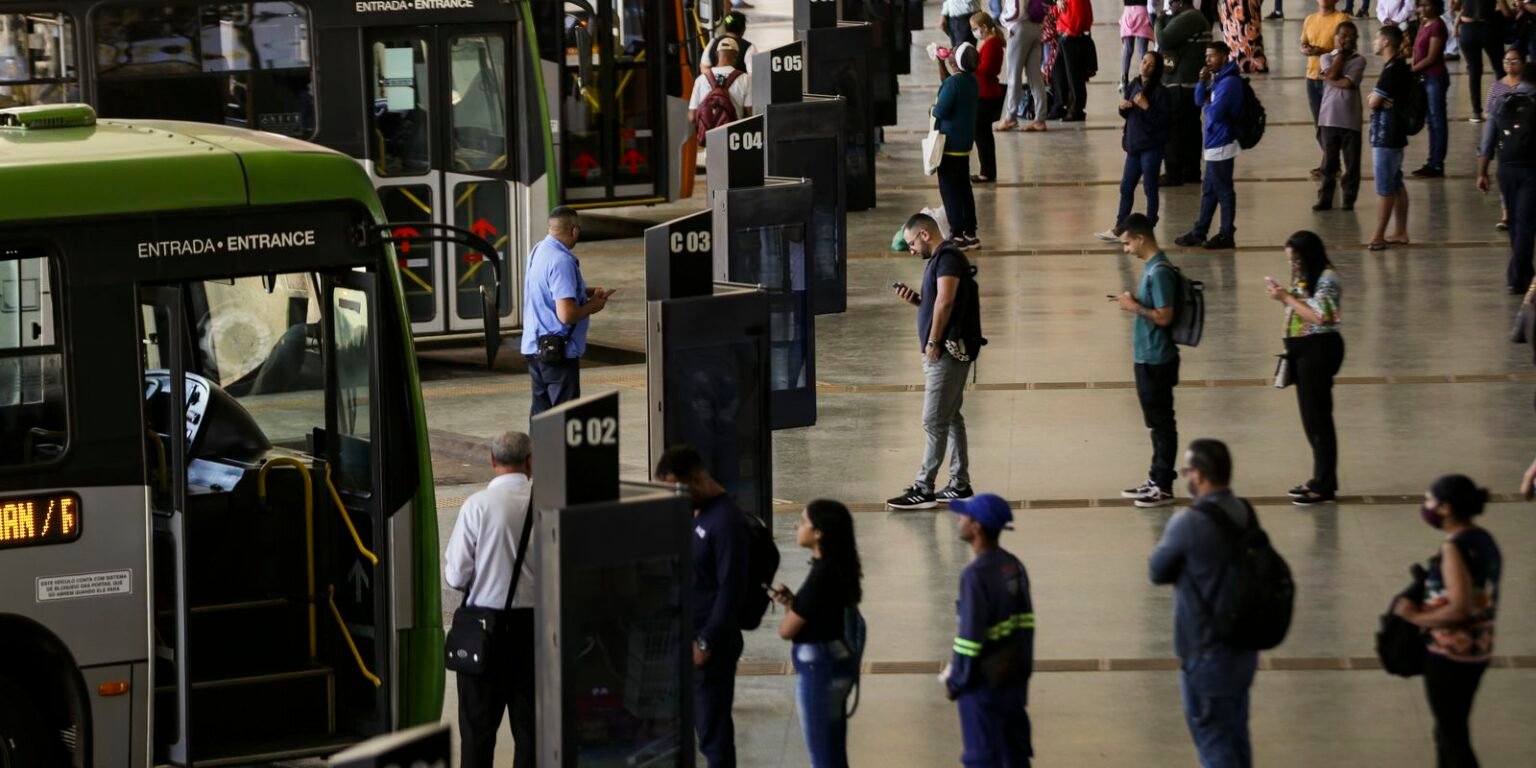 Tarifa zero pode garantir mais acesso a serviços de saúde, diz estudo transporte urbano mcamgo abr 09082023 5
