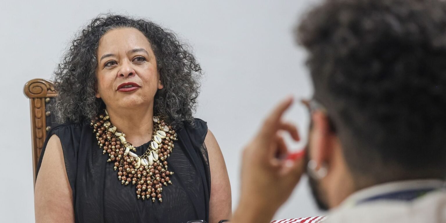 “Um Defeito de Cor não é uma contra-história”, diz Ana Maria Gonçalves 0d7a7843.jpg