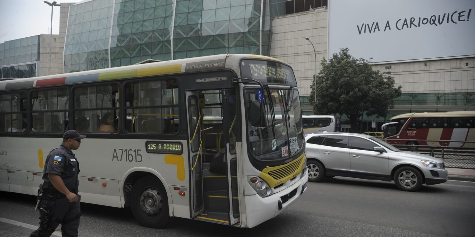 Rodoviários do Rio decidem continuar em estado de greve até amanhã 977514 dsc9474