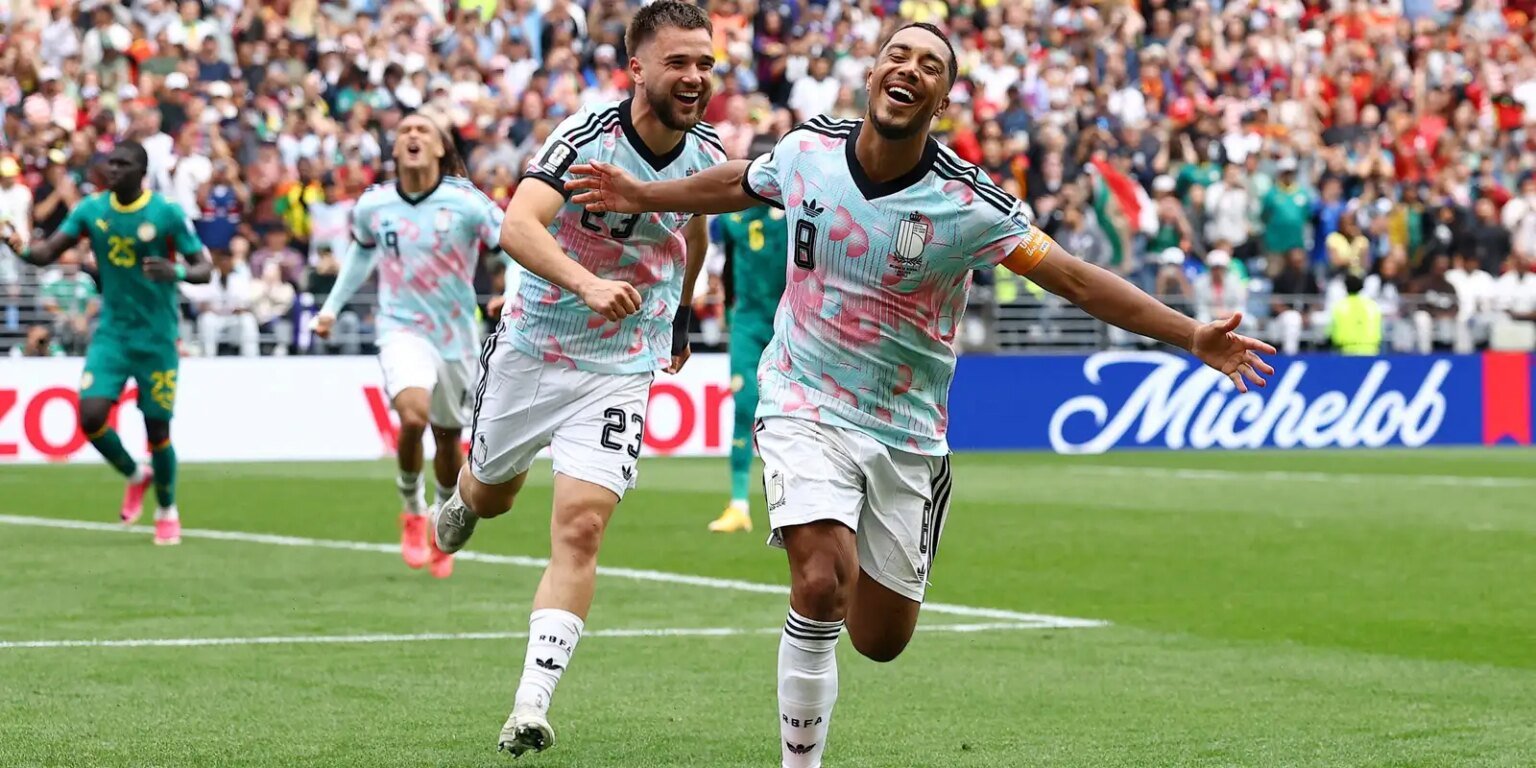 Belgica vira contra o Senegal com penalti no final da