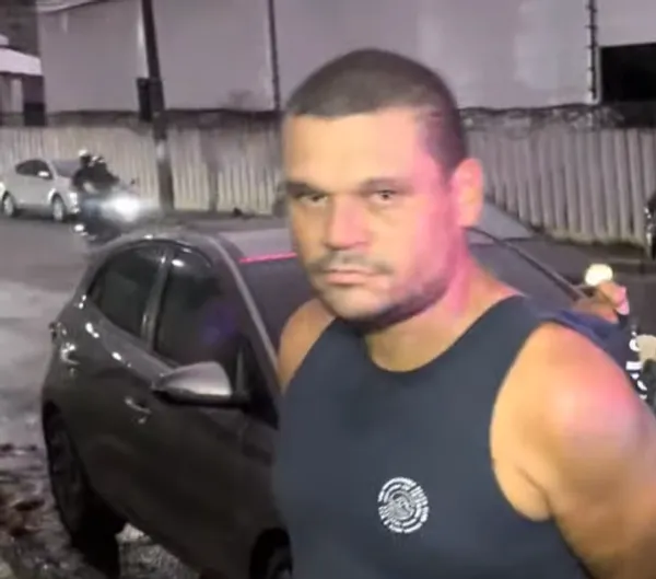 Homem foge da Central de Flagrantes após prisão por furto em loja de Salvador (VÍDEO) IMG 2033