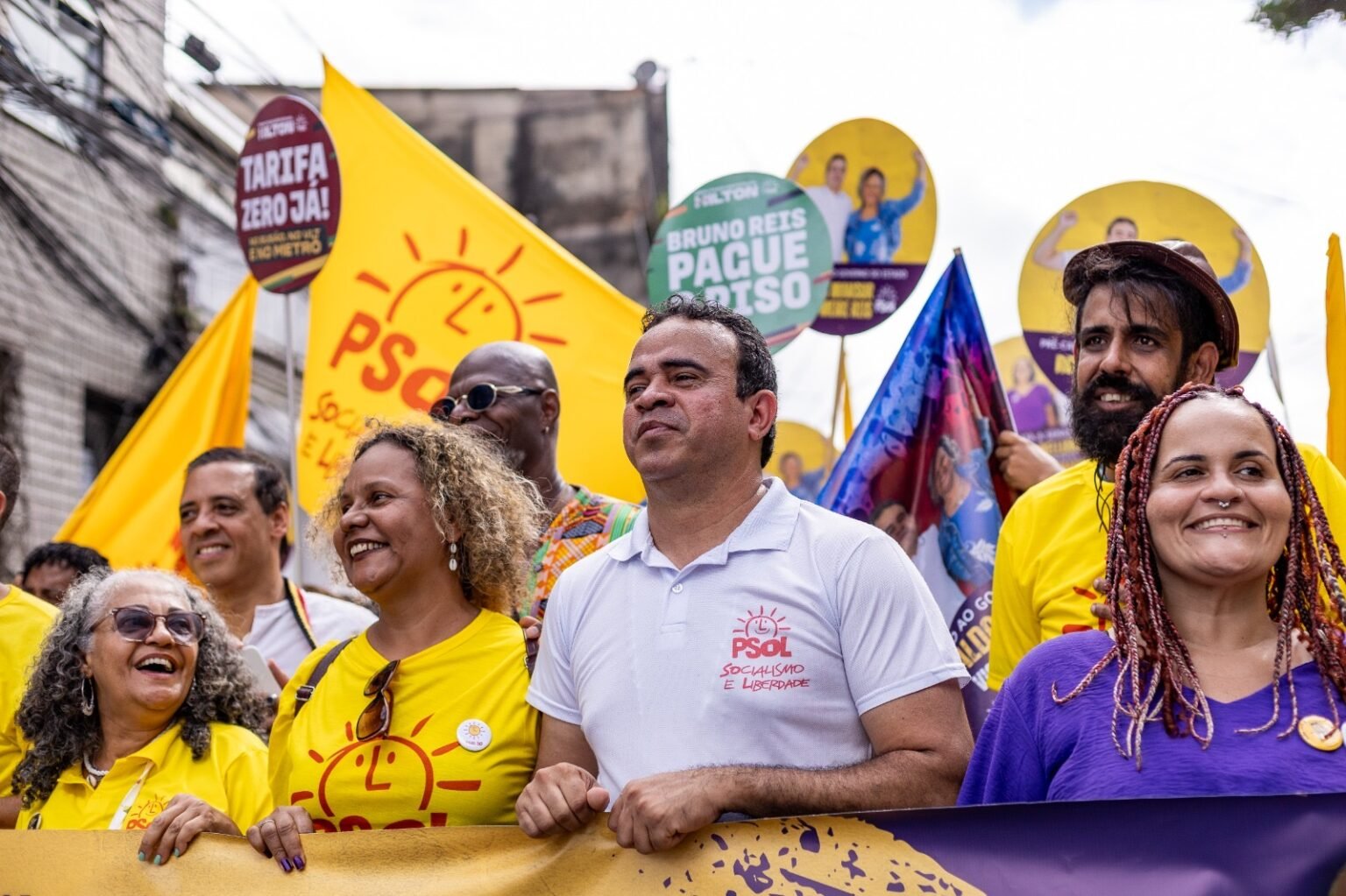 PSOL-BA participa do cortejo do 2 de Julho com “time” de pré-candidatos nas próximas eleições ab6c67ec 3b9a 43b5 aea7 0611cdb44050