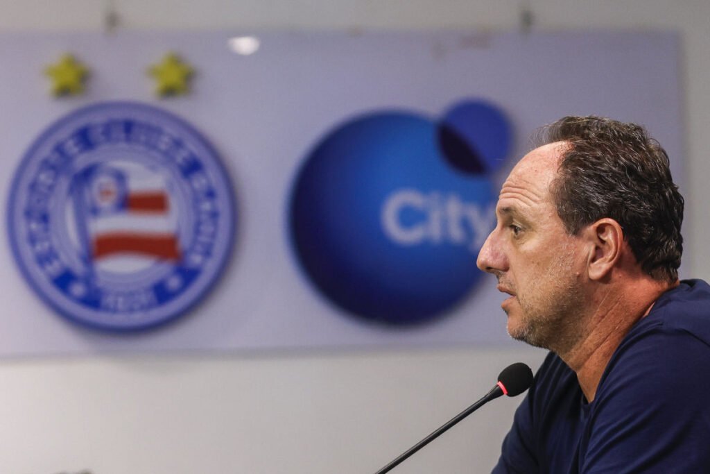 Ceni projeta espaço para jovens após saídas e cita jogadores que terão mais chances ceni entrevista