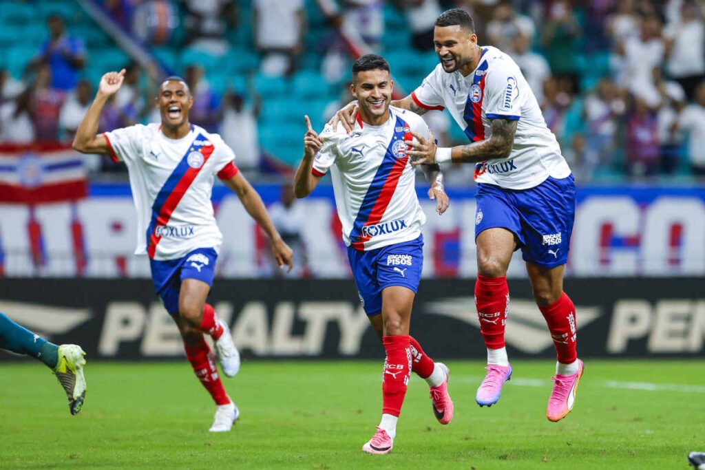 Bahia marca gols no primeiro tempo e vence a Chapecoense por 2 a 0 gol bahia nestor