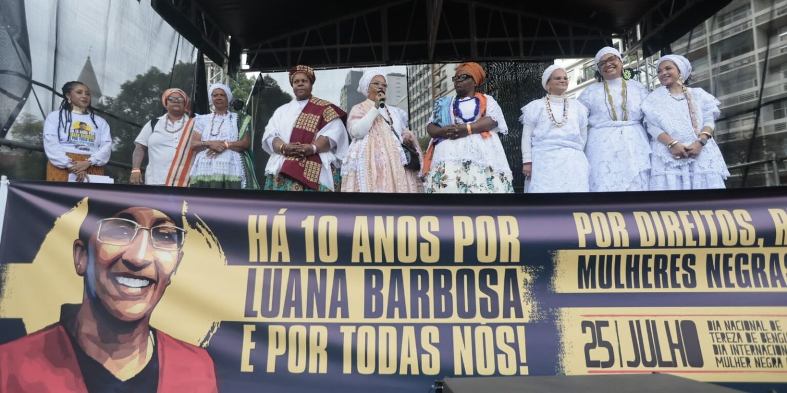 Homenagem a Luana Barbosa marca a 11ª Marcha das Mulheres Negras int4370