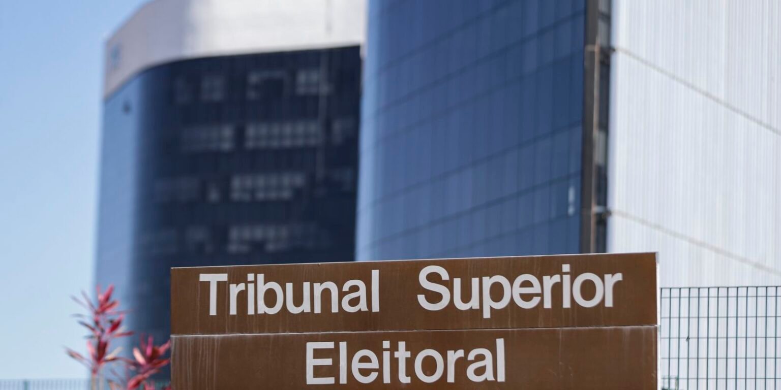 TSE mantém decisão que cassou mandato de ex-governador de Roraima predio tse mcamgo abr 22062023 4