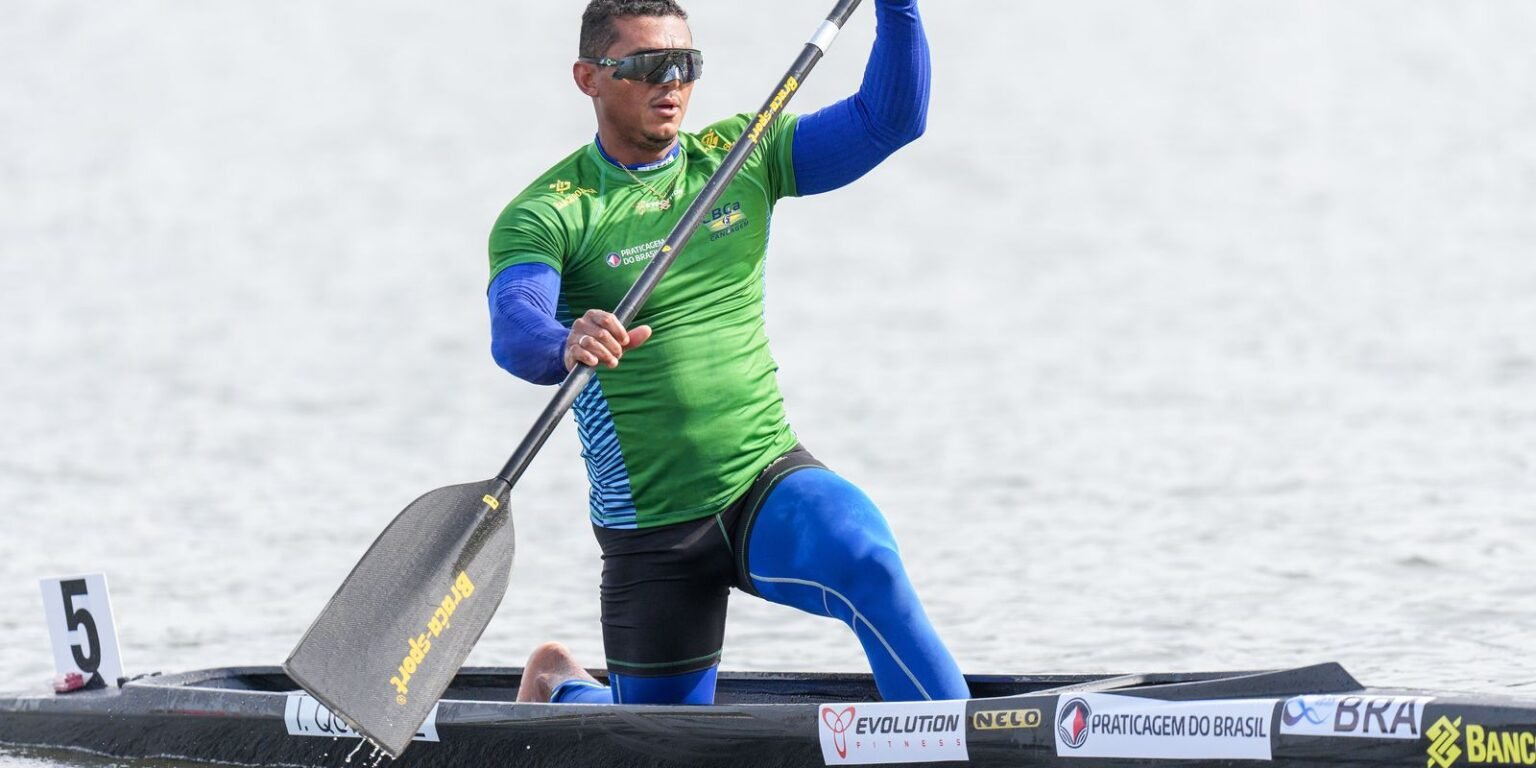Isaquias Queiroz é campeão mundial no C1 500m na Polônia 2026 08 26t000000z 2095700024 mt1nurpho000r5yupu rtrmadp 3 icf canoe sprint and paracanoe world cham