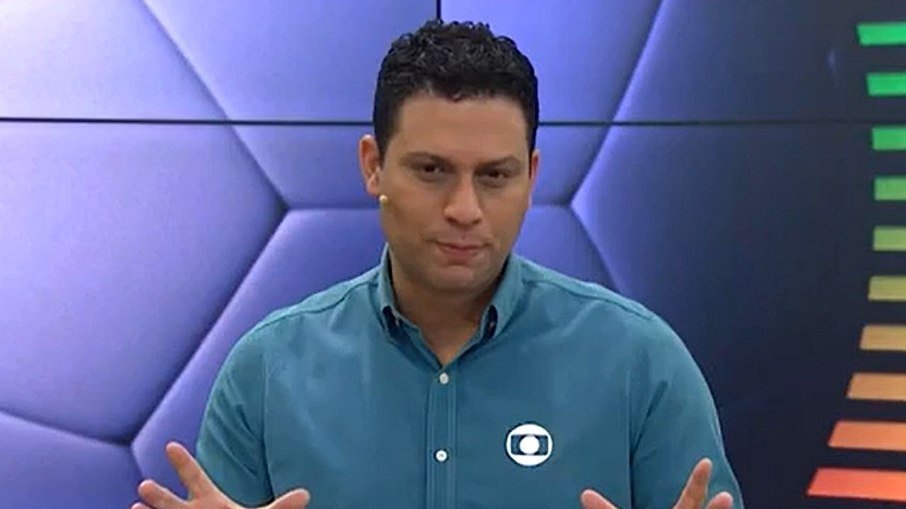 Ex-apresentador da Globo Darino Sena é internado em hospital psiquiátrico após surto 3ac3a3elmn03acbu6jlo59edb