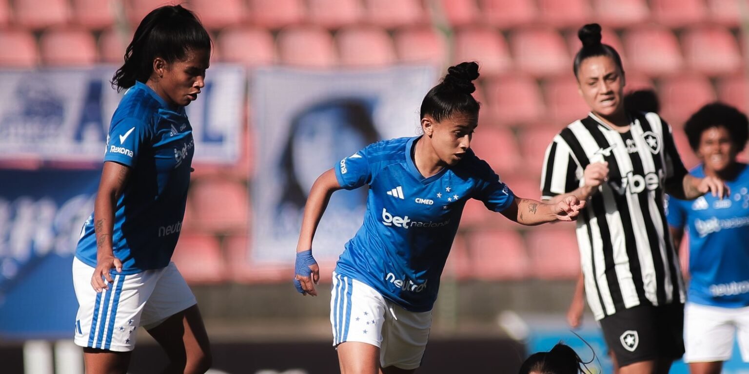 Cruzeiro vence Botafogo no Brasileirao Feminino