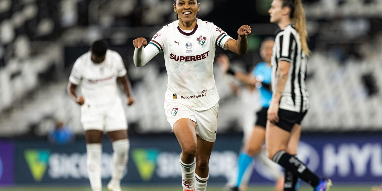 Fluminense domina, vence e complica Botafogo no Brasileirão Feminino fluminense e botafogo