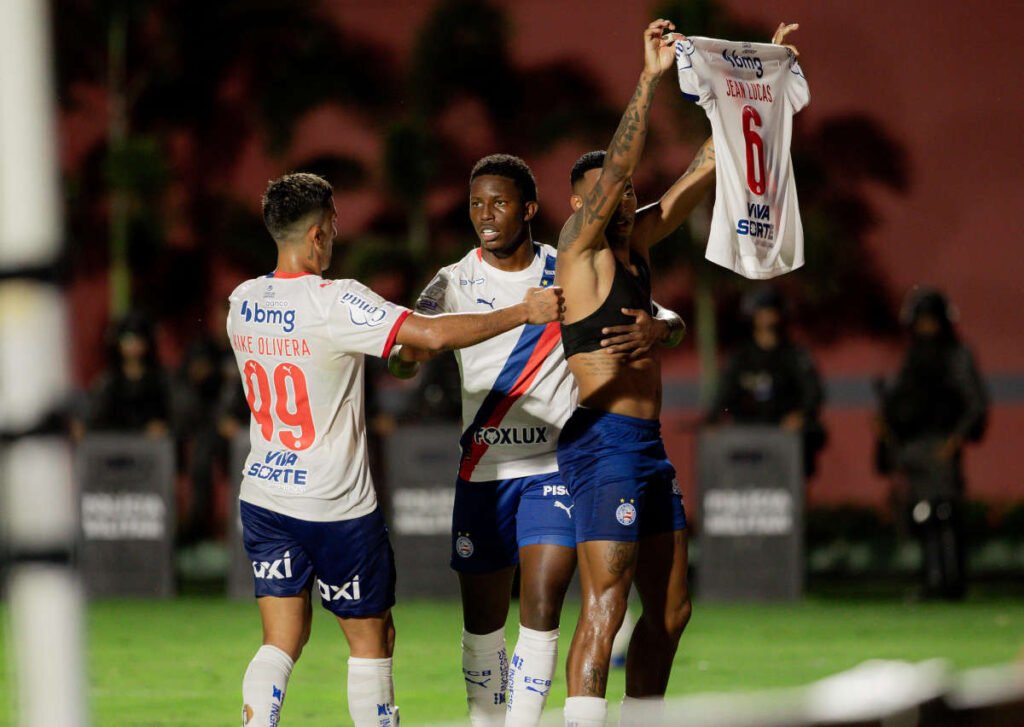 Jean Lucas é absolvido em julgamento sobre confusão do Ba-Vi; zagueiro do Vitória é punido jean lucas gol