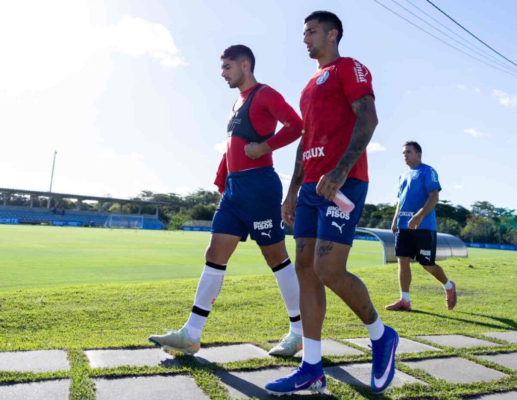 Com folga nesta terça, Bahia fará mais três treinos antes de enfrentar a Chape; veja a agenda kike michel araujo ct