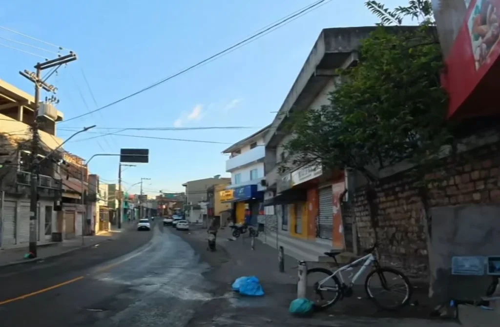 Motociclista morre após perder o controle da moto e colidir contra mureta em Cajazeiras motociclista bateu de frente com uma mureta 3392950 article