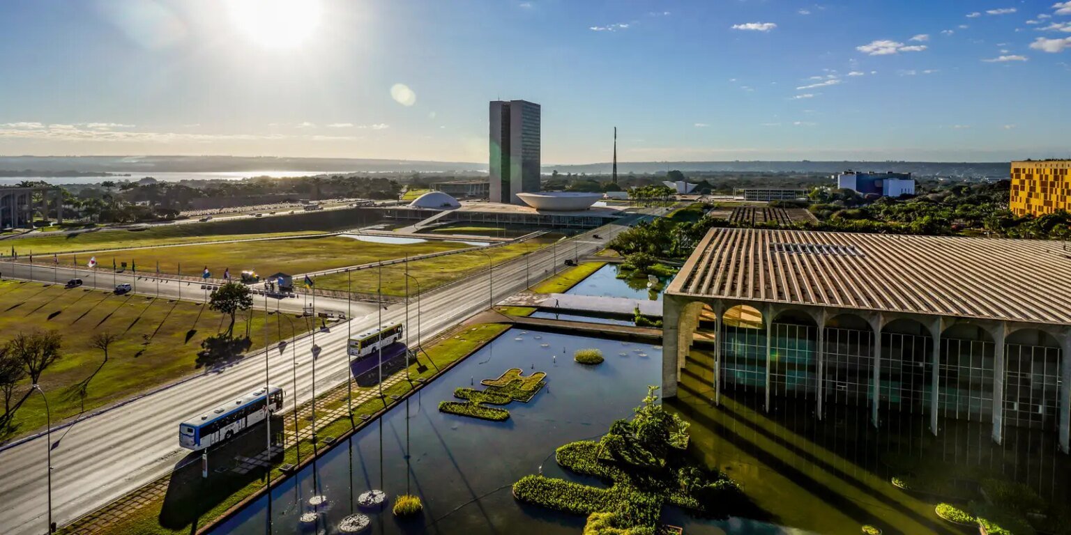 Brasil rebaixa relação com Argentina após novos insultos de Milei raf2027