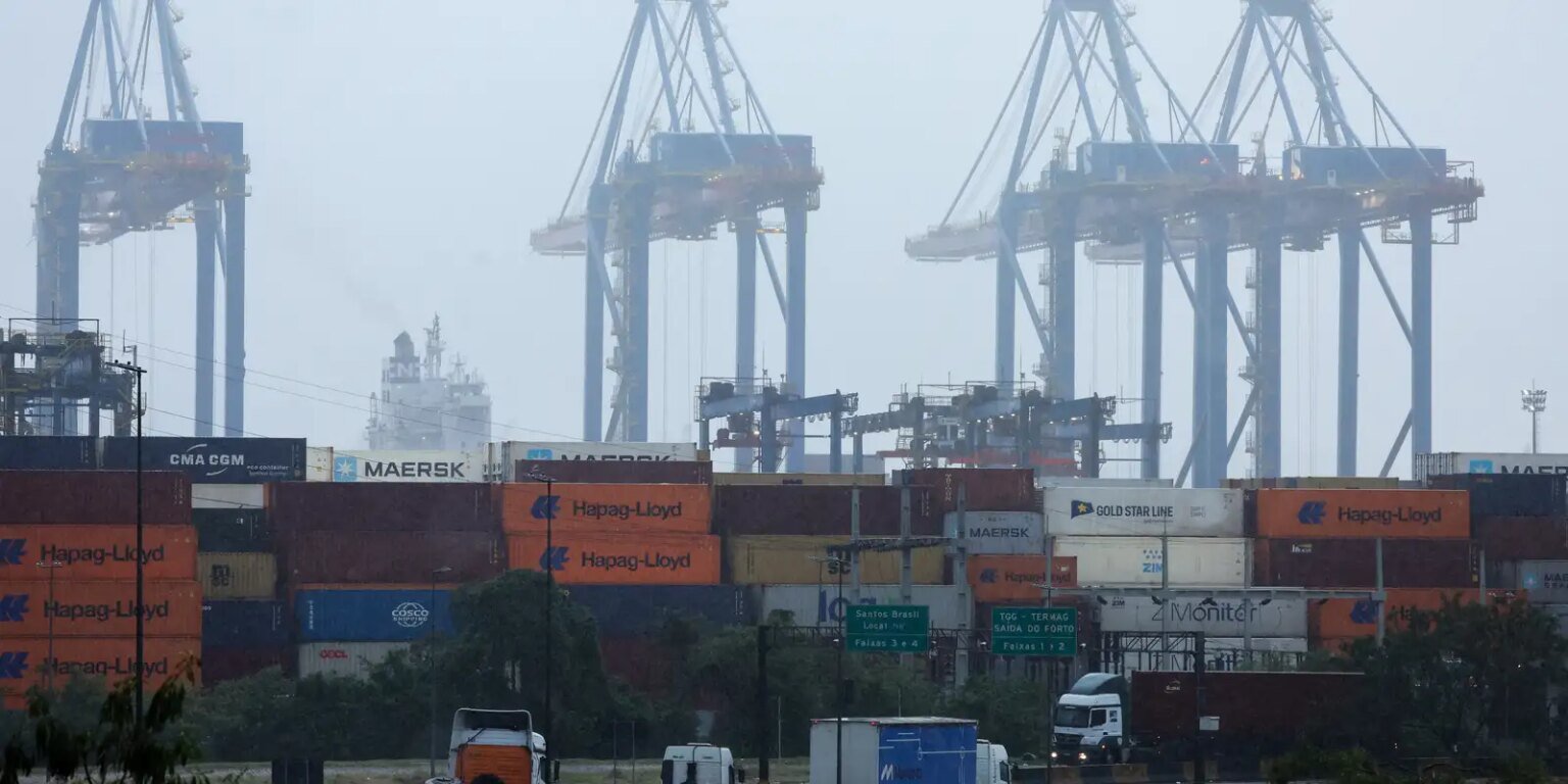 Empresas afetadas já podem pedir empréstimo no Plano Brasil Soberano 3 2026 07 22t222308z 1 lynxmpem6l22t rtroptp 4 usa trump tariffs brazil