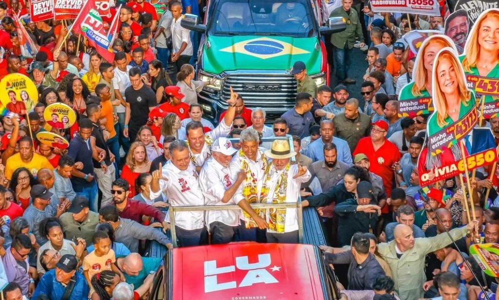 Lula ao lado de Jerônimo participa de caminhada em Salvador nesta terça-feira LULA EM SALVADOR NORDESTE