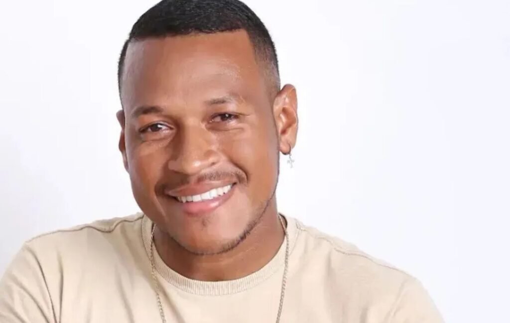 Cantor de forró morre após grave acidente na BA-262, no sudoeste da Bahia cantor baiano morre em grave acidente ba 2620140111100202609061333