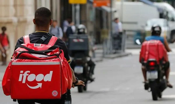 “BREQUE” DOS APPS: ENTREGADORES CRUZAM OS BRAÇOS E PARALISAM ATIVIDADES NESTA TERÇA-FEIRA entregadores de aplicativo 2036373 article