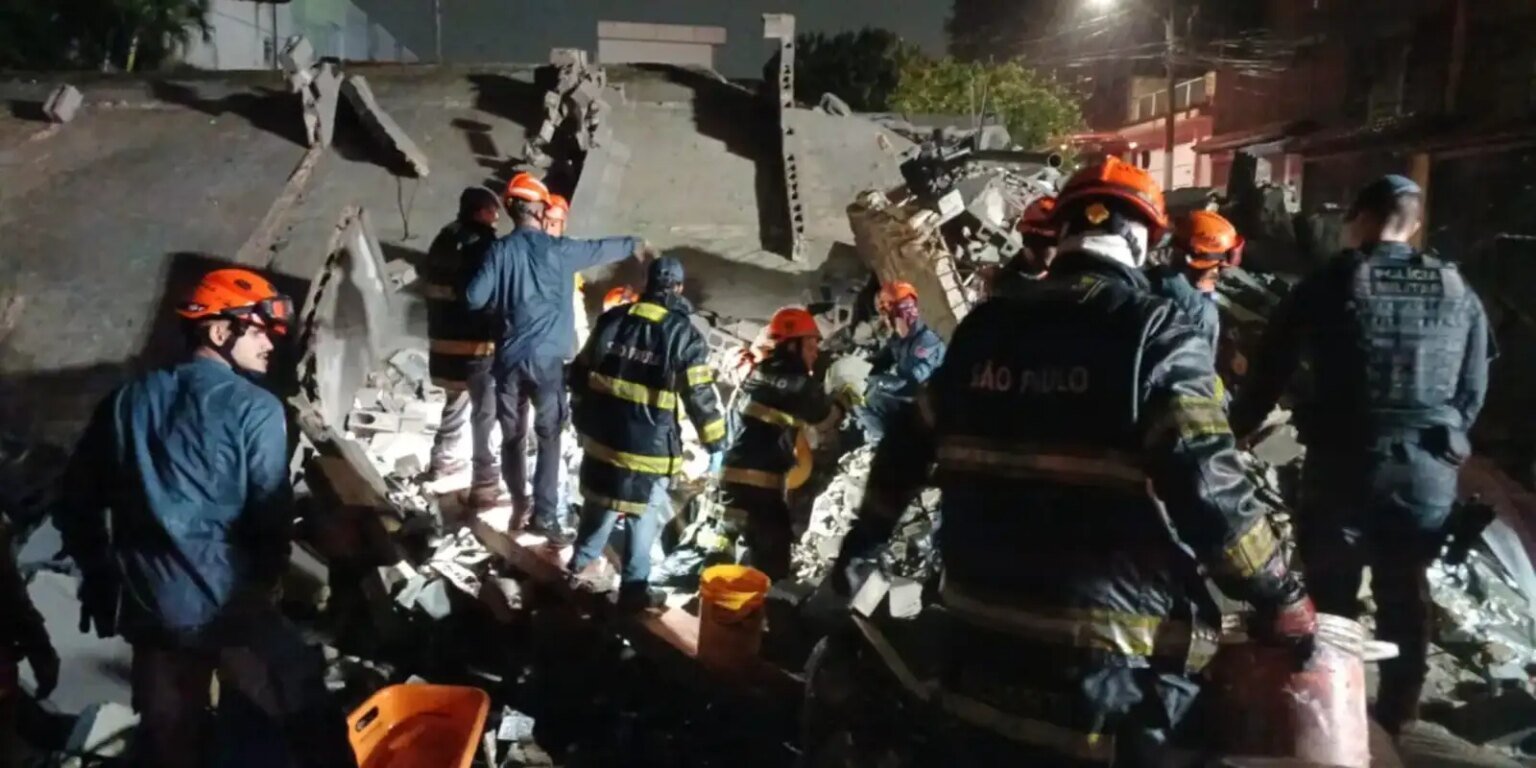 Chuvas deixam 152 famílias em abrigos no Vale do Ribeira (SP) predio desaba chuva 5