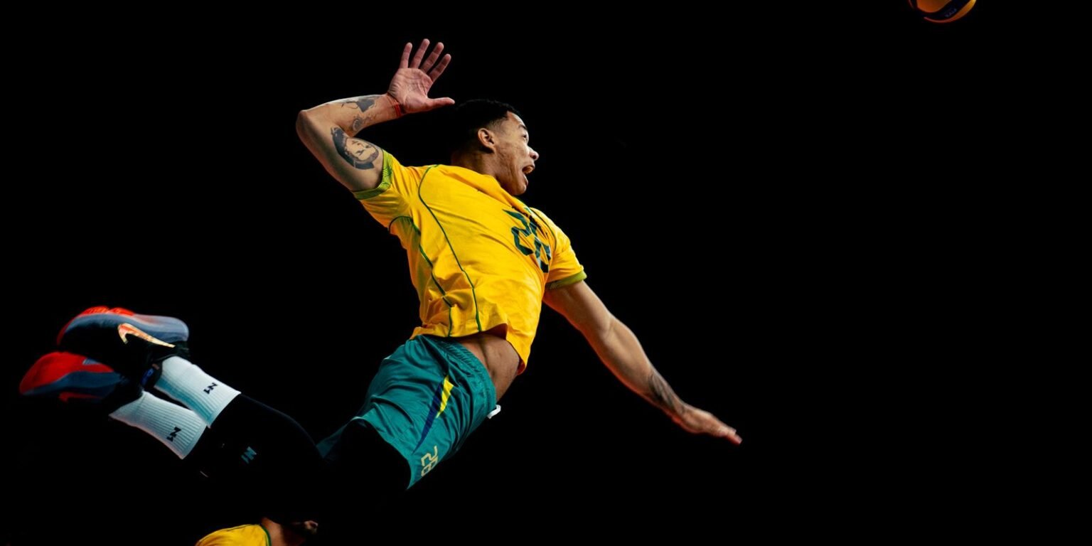 Brasil bate Colômbia e segue 100% no Sul-Americano masculino de vôlei volei sul americano