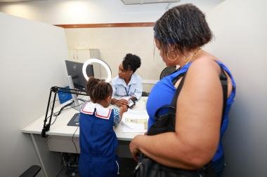 Projeto Pequeno Cidadão facilita emissão de identidade para crianças e adolescentes na Bahia Foto20FeijC3A3o20AlmeidaGOVBA2028229 1