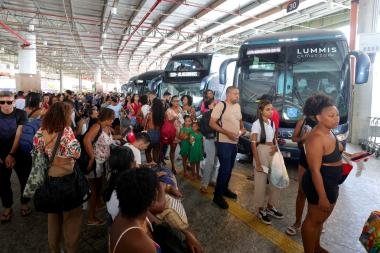 Gratuidade no transporte facilita deslocamento de eleitores para o segundo turno na Bahia Foto20JoaCC8120SouzaGOVBA6