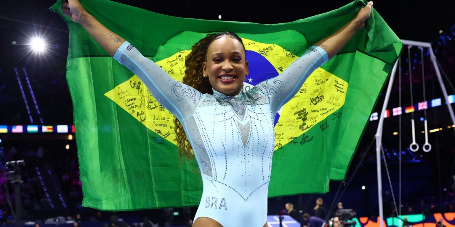 Rebeca Andrade conquista o tri no Mundial de Ginastica na