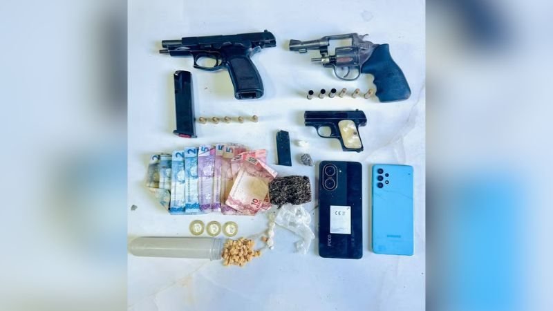 Três jovens morrem após confronto com a PM durante operação em Eunápolis armas eunapolis pm widelg