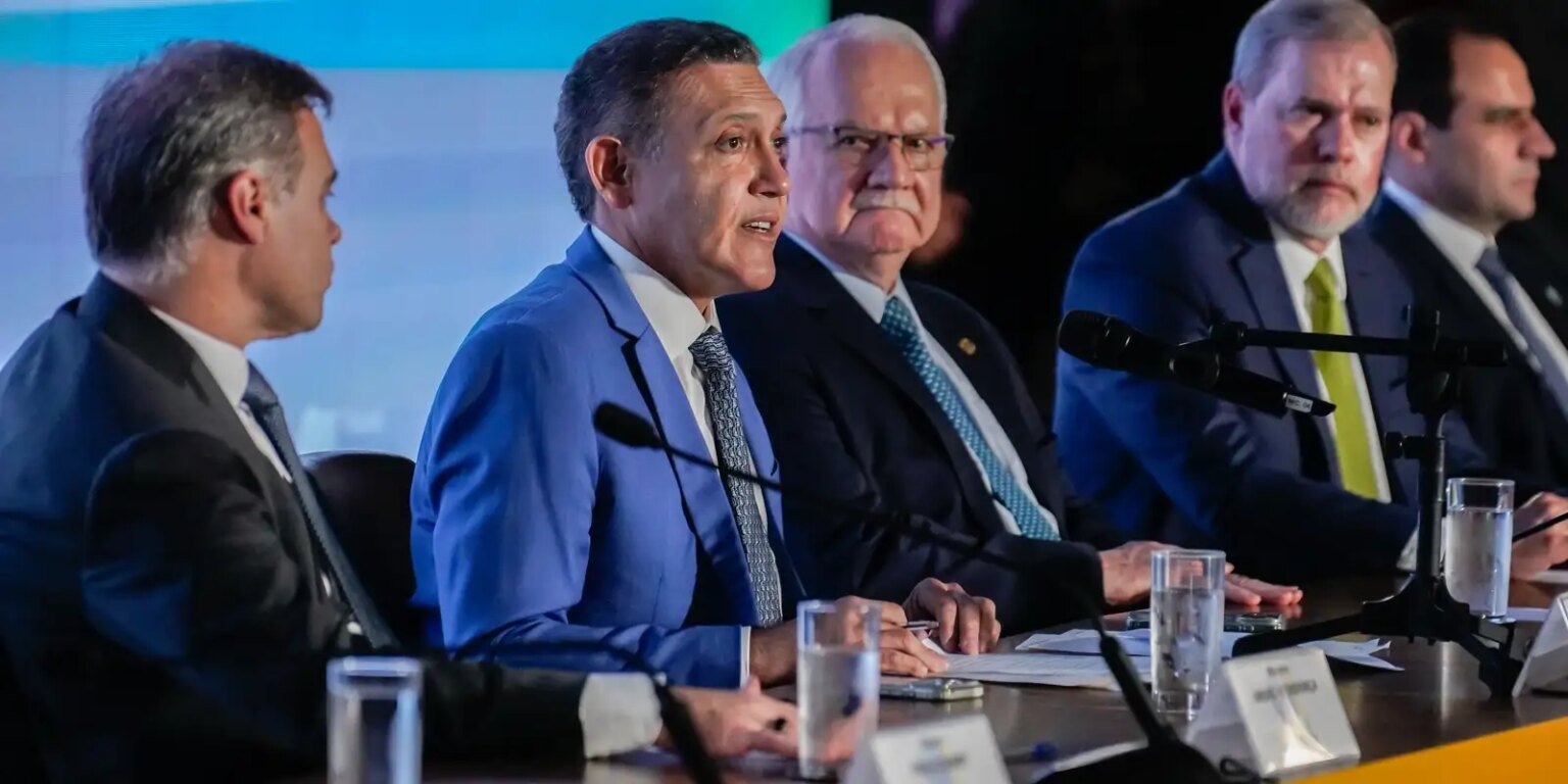 Kassio diz que não há alerta de interferência nas eleições brasileiras raf1116 9