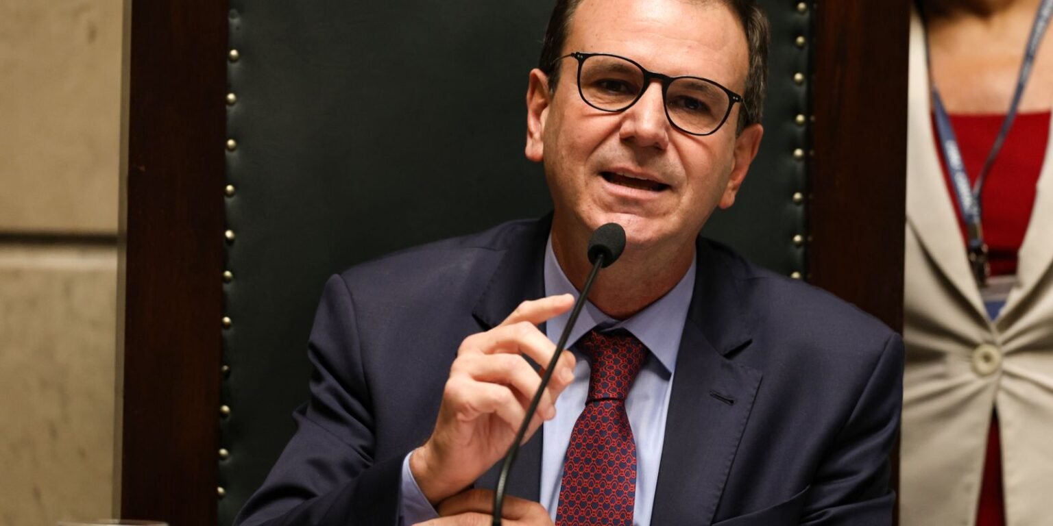Paes recorre ao STF para barrar anulação dos votos de Garotinho toms0787